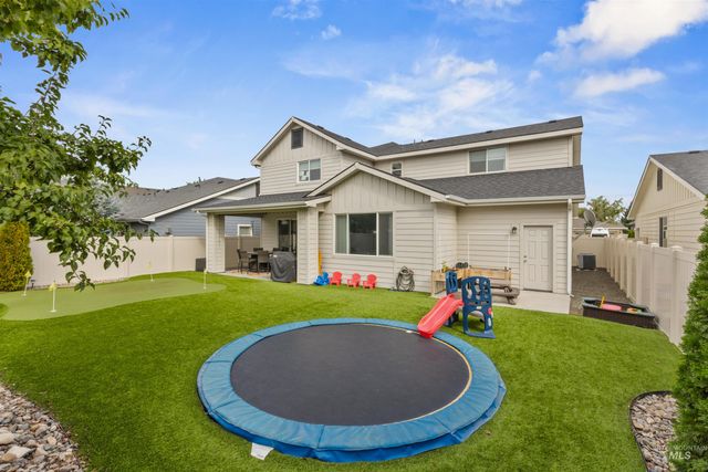 365 N Tullshire Ave., Eagle, ID 83616