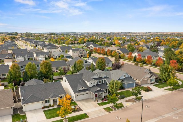 365 N Tullshire Ave., Eagle, ID 83616