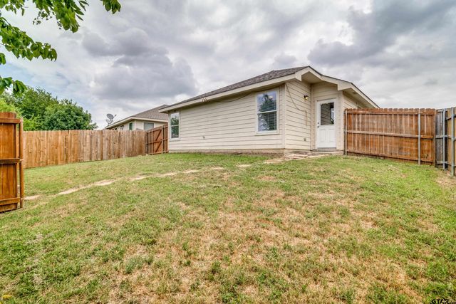 1999 Kickapoo Trail, Heartland, TX 75126