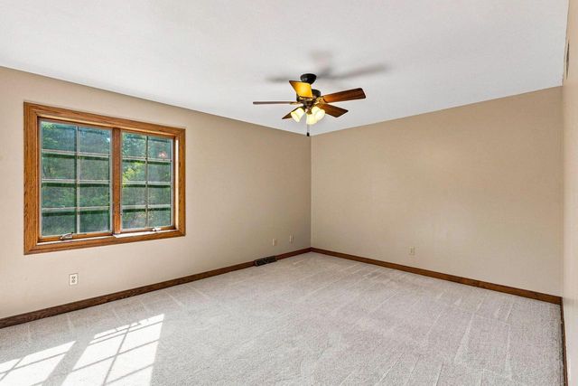 6151 O'Connell STREET, Hartford, WI 53027