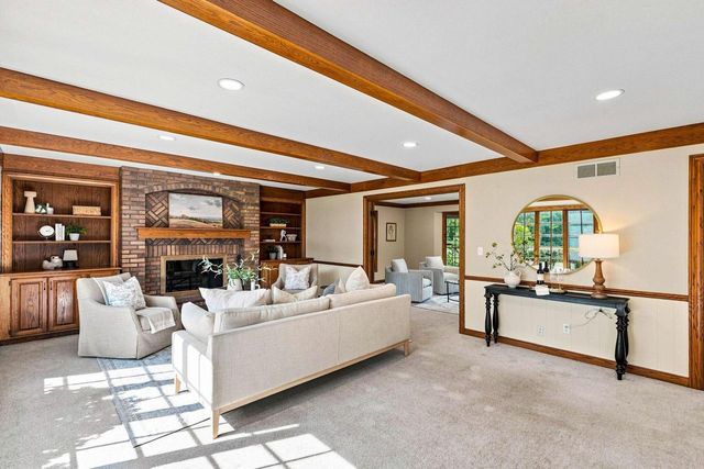 6151 O'Connell STREET, Hartford, WI 53027