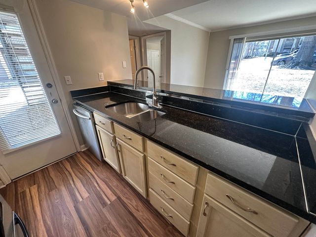 6699 Whispering Oak Pl Apt 1, Memphis, TN 38120