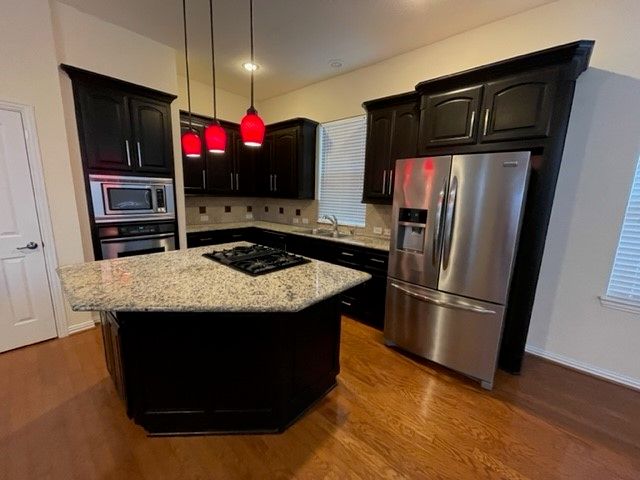 2501 Grizzly Run Lane, Euless, TX 76039