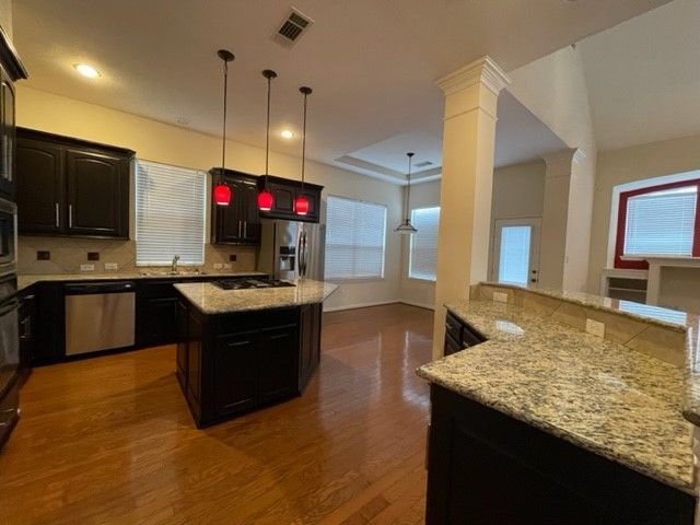 2501 Grizzly Run Lane, Euless, TX 76039