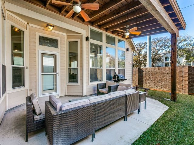 2501 Grizzly Run Lane, Euless, TX 76039