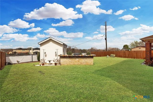 1911 Schorn Drive, Killeen, TX 76542