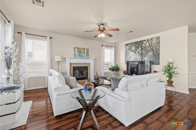 1911 Schorn Drive, Killeen, TX 76542