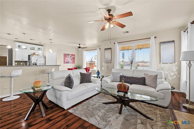 1911 Schorn Drive, Killeen, TX 76542