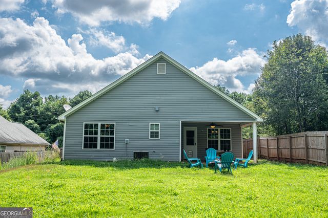 18 Larkspur Lane, Emerson, GA 30137