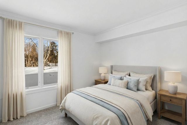 740 Saint Andrews Lane 35, Crystal Lake, IL 60014