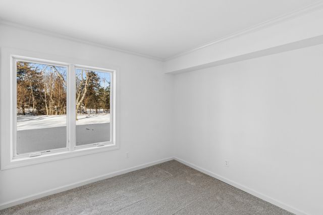 740 Saint Andrews Lane 35, Crystal Lake, IL 60014