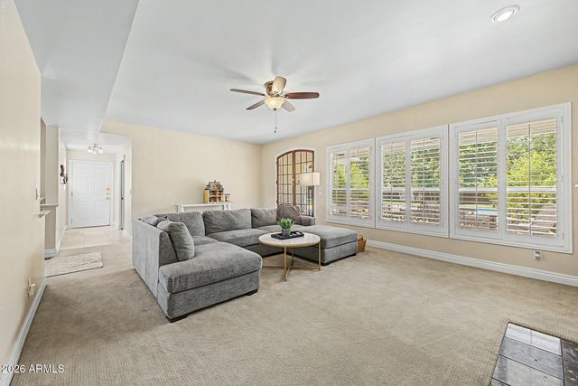 2158 E VIRGINIA Street, Mesa, AZ 85213