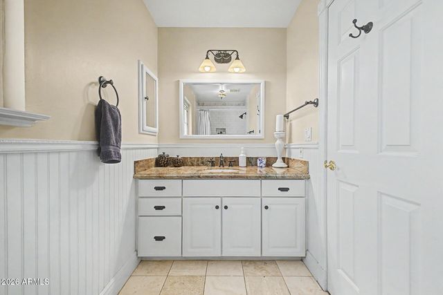 2158 E VIRGINIA Street, Mesa, AZ 85213