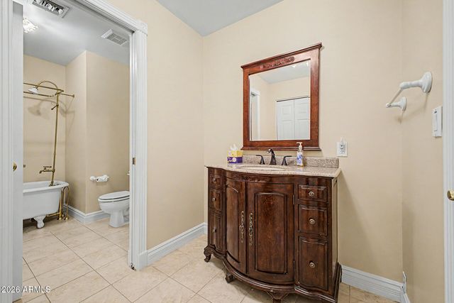 2158 E VIRGINIA Street, Mesa, AZ 85213