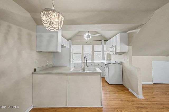 2158 E VIRGINIA Street, Mesa, AZ 85213