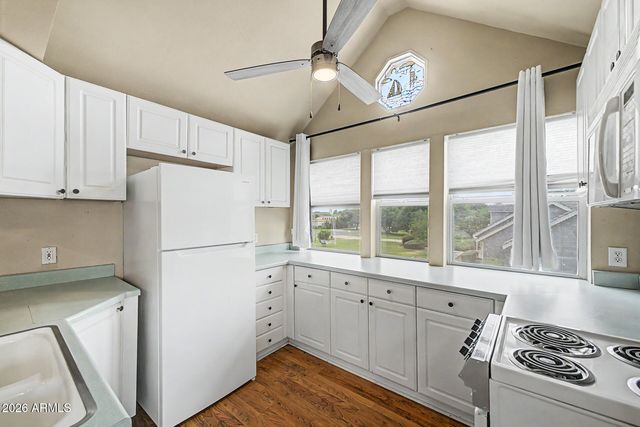 2158 E VIRGINIA Street, Mesa, AZ 85213