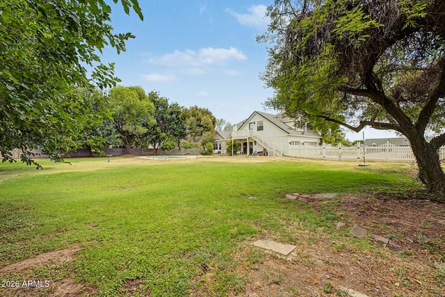 2158 E VIRGINIA Street, Mesa, AZ 85213