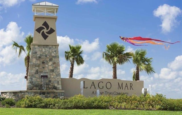 12917 Ocean Breeze Lane, Texas City, TX 77568