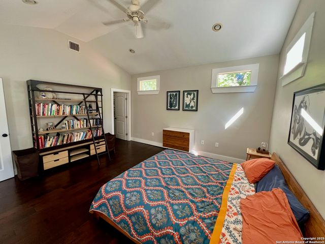 426 Hays, San Antonio, TX 78202