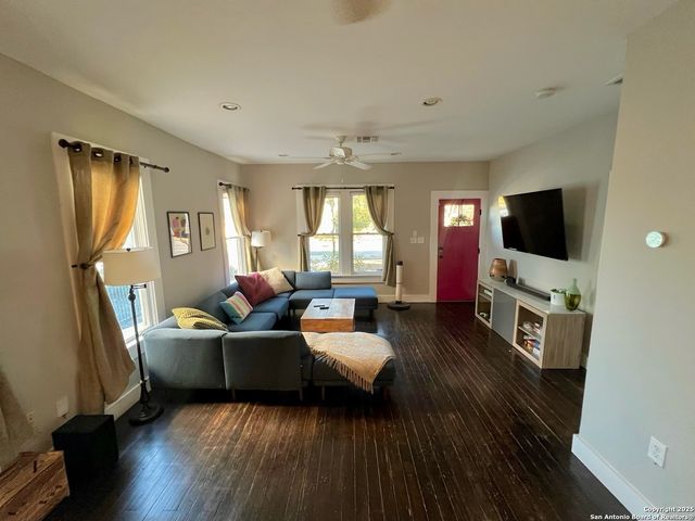 426 Hays, San Antonio, TX 78202