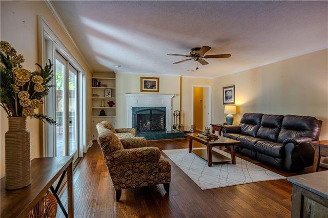 186 Fairview Drive, Rome, GA 30165