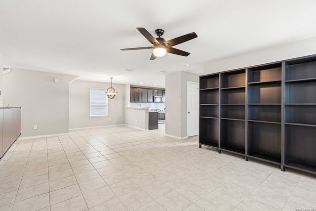 10234 REYES HTS, San Antonio, TX 78254