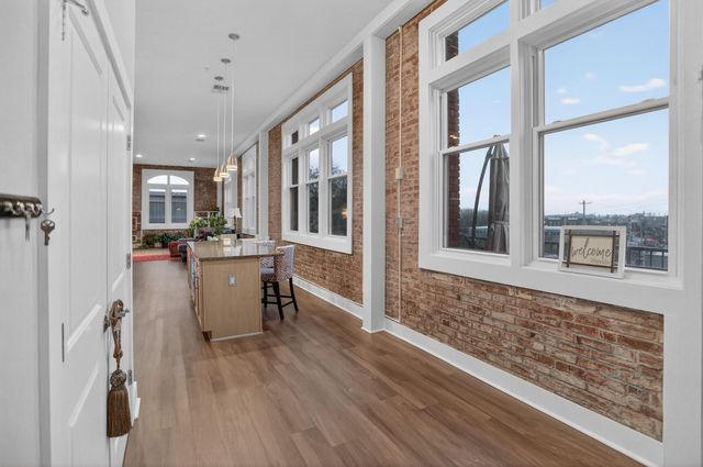 435 S Front St Apt 307, Memphis, TN 38103