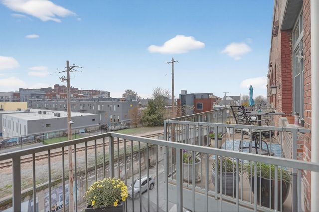 435 S Front St Apt 307, Memphis, TN 38103