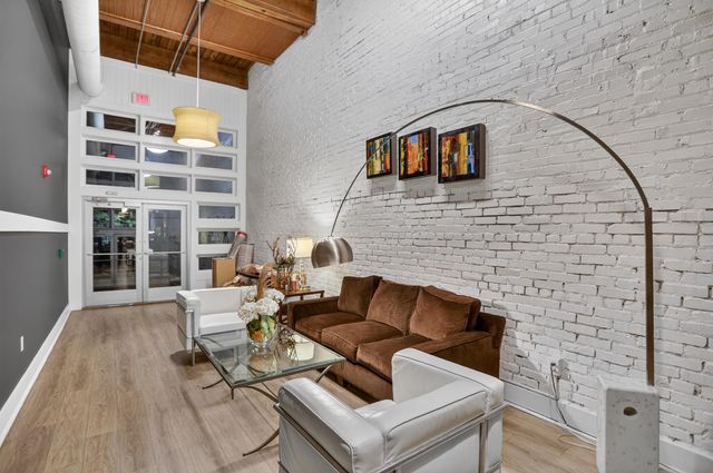 435 S Front St Apt 307, Memphis, TN 38103