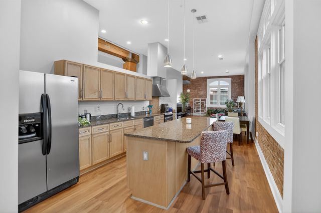 435 S Front St Apt 307, Memphis, TN 38103