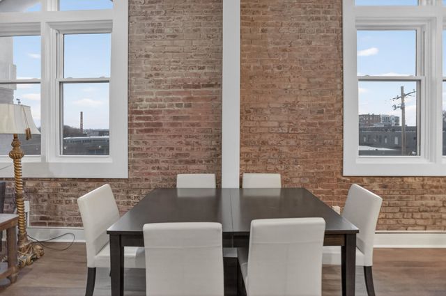 435 S Front St Apt 307, Memphis, TN 38103