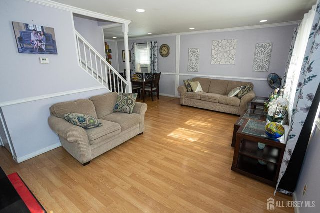 78 Patricia Avenue, Colonia, NJ 07067