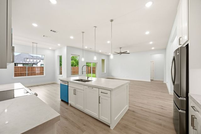 508 Waikiki Trail, Tool, TX 75143