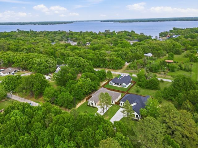 508 Waikiki Trail, Tool, TX 75143