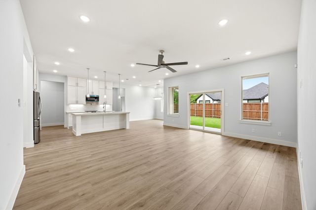 508 Waikiki Trail, Tool, TX 75143