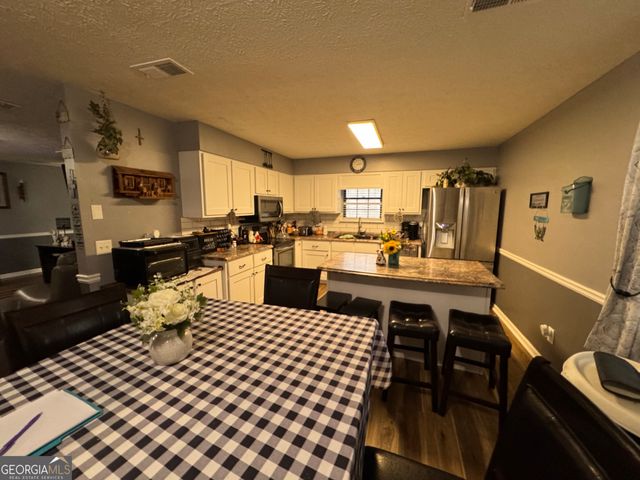 509 Lakeview Drive, Dexter, GA 31019