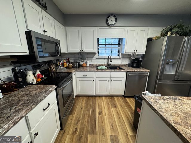 509 Lakeview Drive, Dexter, GA 31019