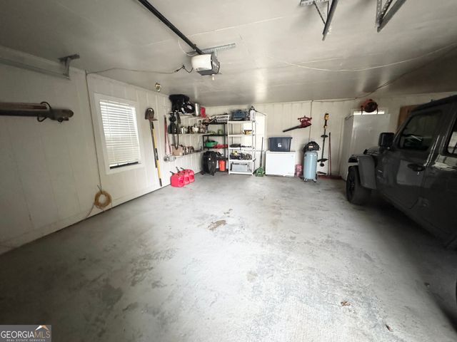 509 Lakeview Drive, Dexter, GA 31019