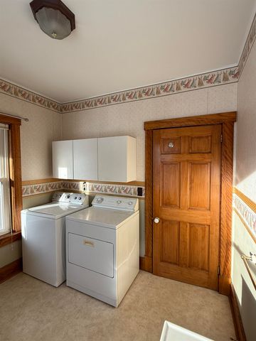 220 Hall Stream Road, Canaan, VT 05902