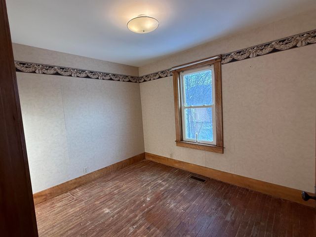 220 Hall Stream Road, Canaan, VT 05902