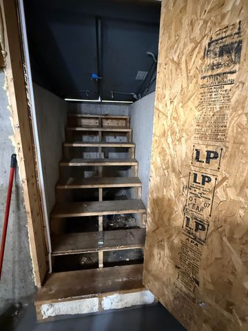 220 Hall Stream Road, Canaan, VT 05902