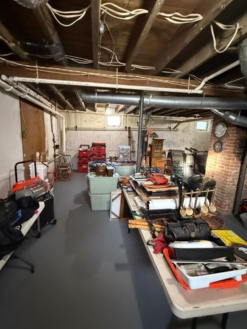 220 Hall Stream Road, Canaan, VT 05902