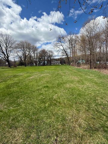 220 Hall Stream Road, Canaan, VT 05902