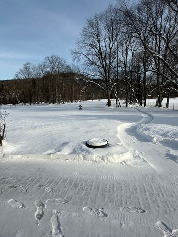 220 Hall Stream Road, Canaan, VT 05902