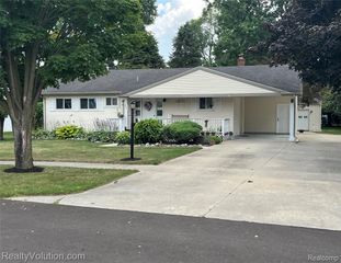 250 Engle Street, Imlay City, MI 48444