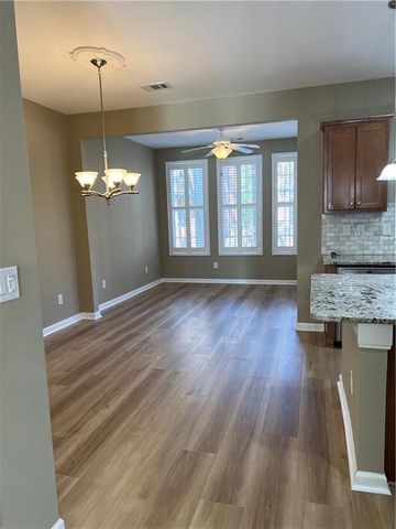 1806 Waters Edge Trail, Roswell, GA 30075