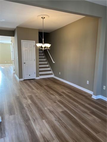 1806 Waters Edge Trail, Roswell, GA 30075