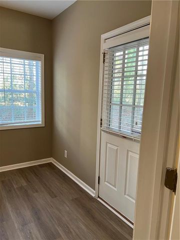 1806 Waters Edge Trail, Roswell, GA 30075