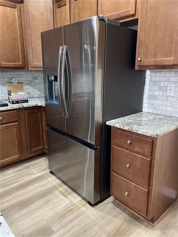 1806 Waters Edge Trail, Roswell, GA 30075