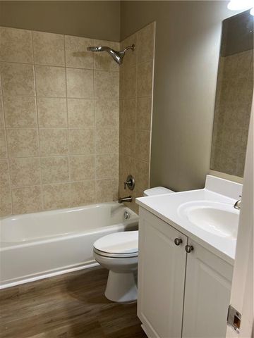 1806 Waters Edge Trail, Roswell, GA 30075